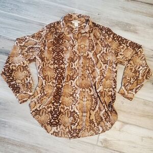 H & M Women's Blouse Top Long Sleeve Snake Print Size 6 Lightweight Sheer Button
